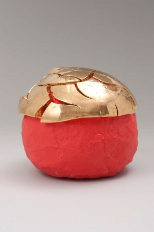 Takuro Kuwata Red-Slipped Gold Kairagi Shino Ball